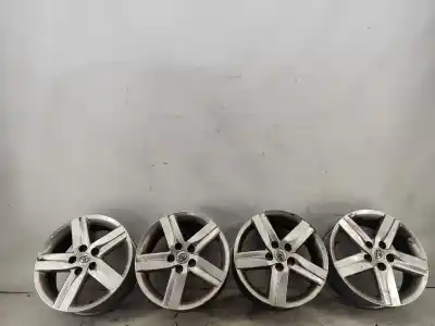 Автозапчасти б/у комплект колес за toyota auris ranchera familiar (_e18_) 1.4 d-4d (nde180_) ссылки oem iam r17