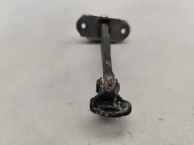 Автозапчасти б/у дверной фиксатор за toyota auris ranchera familiar (_e18_) 1.4 d-4d (nde180_) ссылки oem iam arres70