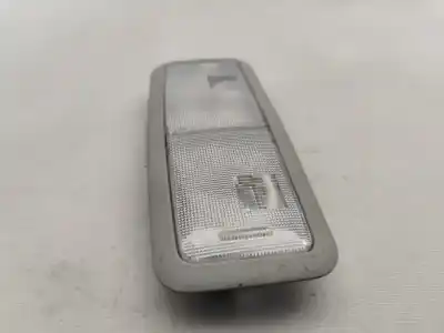 Автозапчасти б/у внутренний свет за toyota auris ranchera familiar (_e18_) 1.4 d-4d (nde180_) ссылки oem iam 8125005030b0  