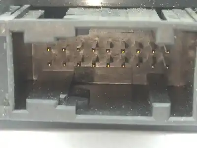 Peça sobressalente para automóvel em segunda mão centralina de motor uce por bmw 3 (e36) r620 gasolina 1993 4p referências oem iam 61358369482  