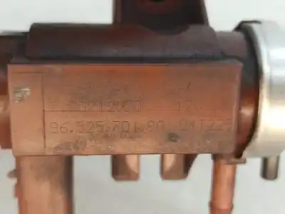 Peça sobressalente para automóvel em segunda mão bomba de ar secundária por ford focus c-max (dm2) 1.6 tdci referências oem iam 9652570180   Peça sobressalente para automóvel em segunda mão bomba de ar secundária por ford focus c-max (dm2) 1.6 tdci referências oem iam 9652570180