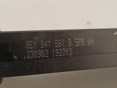 Автозапчастина б/у центральний підставник для audi a4 b6 avant (8e5) 1.9 tdi посилання на oem iam 8e1941561b  