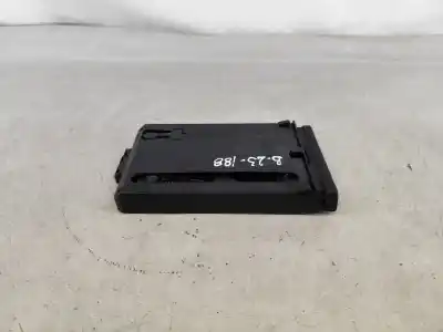 Pezzo di ricambio per auto di seconda mano vassoio sottobicchiere centrale per audi a4 avant (8ed) 2.0 16v tdi riferimenti oem iam 8e1862534l  