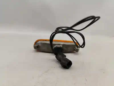 Peça sobressalente para automóvel em segunda mão farolim do lado esquerdo por volvo v40 combi (vw) 1.9 td gasóleo 1997 5p referências oem iam   