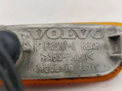 Peça sobressalente para automóvel em segunda mão farolim do lado esquerdo por volvo v40 combi (vw) 1.9 td gasóleo 1997 5p referências oem iam   