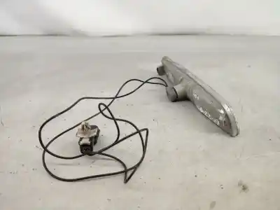 Pezzo di ricambio per auto di seconda mano pilota anteriore destro per volvo v40 combi (vw) 1.9 td gasóleo 1997 5p riferimenti oem iam   