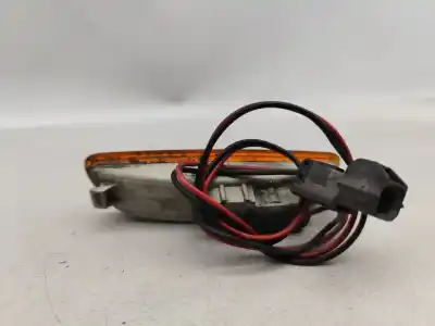 Pezzo di ricambio per auto di seconda mano pilota anteriore destro per volvo v40 combi (vw) 1.9 td gasóleo 1997 5p riferimenti oem iam   