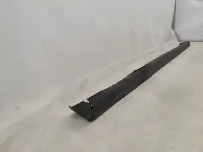 Автозапчастина б/у права бічна сподница (виріз) для volvo v40 combi (vw) 1.9 td gasóleo 1997 5p посилання на oem iam   