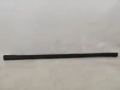 Second-hand car spare part Right Side Skirt (cut) for VOLVO V40 COMBI (VW) 1.9 TD Gasóleo 1997 5P OEM IAM references 3086222714  