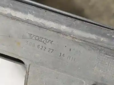 Pezzo di ricambio per auto di seconda mano gonna lato destro (taglio) per volvo v40 combi (vw) 1.9 td gasóleo 1997 5p riferimenti oem iam 3086222714  