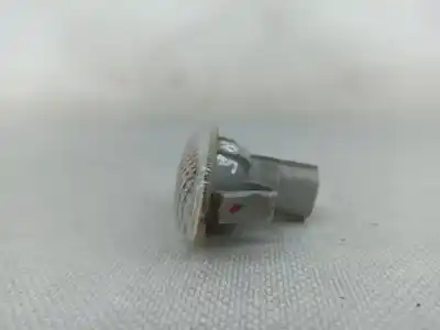 Pezzo di ricambio per auto di seconda mano lampada laterale sinistra per mazda 3 (bk) 1.6 (bk14) riferimenti oem iam p2829  