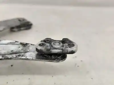 Pezzo di ricambio per auto di seconda mano alzacristalli anteriore sinistro per opel corsa b (s93) 1.5 td (f08. f68. m68) riferimenti oem iam 90520193   Pezzo di ricambio per auto di seconda mano alzacristalli anteriore sinistro per opel corsa b (s93) 1.5 td (f08. f68. m68) riferimenti oem iam 90520193