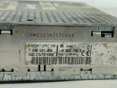 Second-hand car spare part audio system / radio cd for volkswagen passat variant (3b5) 1.9 tdi oem iam references 1j0035186b  