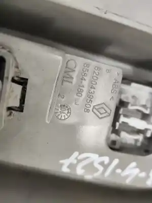 Second-hand car spare part interior light for renault kangoo express (fw0/1_) 1.5 dci k9ka800 oem iam references 8200439508   Second-hand car spare part interior light for renault kangoo express (fw0/1_) 1.5 dci k9ka800 oem iam references 8200439508