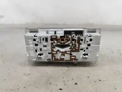 Автозапчасти б/у внутренний свет за opel adam (m13) 1.4 ссылки oem iam 167352  