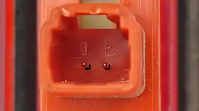 Peça sobressalente para automóvel em segunda mão farolim de travão central por ford focus turn. 1.0 ecoboost cat referências oem iam bs7113a601cb  