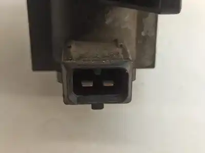 Peça sobressalente para automóvel em segunda mão bomba de ar secundária por bmw 5 (e39) 520 d referências oem iam 72279600  