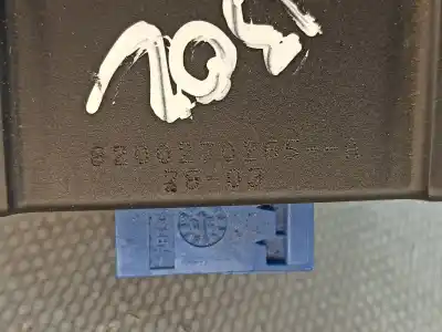 Pezzo di ricambio per auto di seconda mano leva del freno a mano per renault scénic ii (jm0/1_) 1.4 (jm0b jm0h jm1a) riferimenti oem iam 8200270265a  