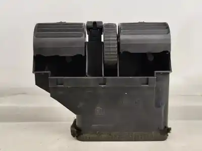 Pezzo di ricambio per auto di seconda mano griglia di aerazione per opel corsa b (s93) 1.2 i (f08 f68 m68) riferimenti oem iam   