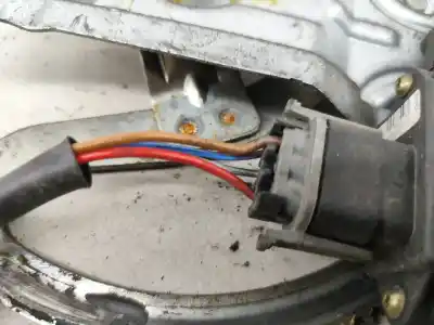 Second-hand car spare part driver left window regulator for opel corsa b (s93) 1.2 i 16v (f08 f68 m68) oem iam references 90520193   Second-hand car spare part driver left window regulator for opel corsa b (s93) 1.2 i 16v (f08 f68 m68) oem iam references 90520193