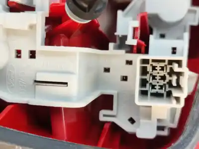 Автозапчастина б/у правий передній пілот для ford fiesta vi (cb1, ccn) 1.25 посилання на oem iam 8a6113404a  