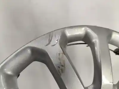 İkinci el araba yedek parçası hub kapaklari için ford fiesta vi (cb1, ccn) 1.25 oem iam referansları 8v211130jb  