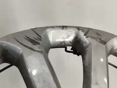 İkinci el araba yedek parçası hub kapaklari için ford fiesta vi (cb1, ccn) 1.25 oem iam referansları 8v211130jb  