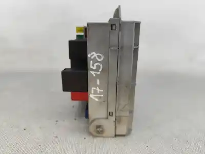 Second-hand car spare part fuse box unit for lancia ypsilon (843_) 1.2 (843.axa1a) oem iam references 51724649  