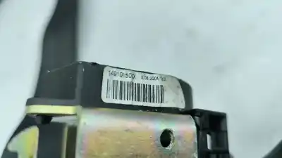 Second-hand car spare part central rear seat belt for citroen c8 2.2 hdi 16v premier ii oem iam references   