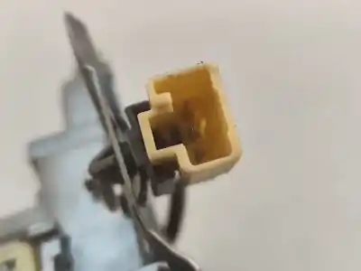 Peça sobressalente para automóvel em segunda mão motor do limpador traseiro por mazda 5 (cr19) 2.0 cd (cr19) referências oem iam c23567450  