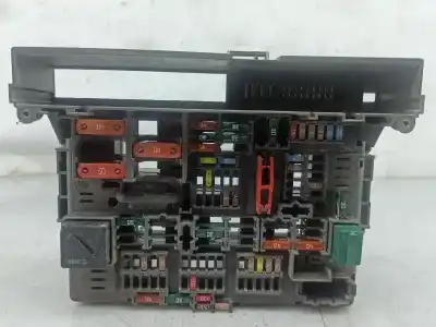 Second-hand car spare part fuse box unit for bmw 1 coupé (e82) 120 d oem iam references 9119446  