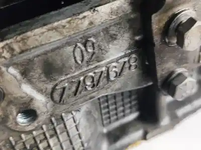 Peça sobressalente para automóvel em segunda mão cabeça / culatra por bmw 1 (e87) 120 d referências oem iam 779767606  