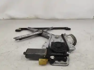 Peça sobressalente para automóvel em segunda mão elevador de vidros dianteiro direito por toyota yaris (_p1_) 1.0 (scp10_) referências oem iam 0130822017