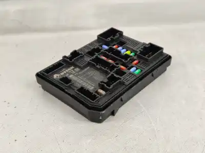 İkinci el araba yedek parçası röle/sigorta kutusu için renault captur ii (hf_) tce 100 (hfmt) oem iam referansları 284b67877r  