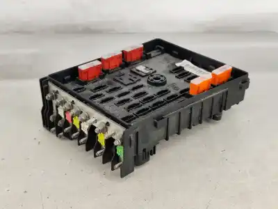 Pièce détachée automobile d'occasion boîtes à fusibles pour volkswagen passat b6 variant (3c5) 2.0 tdi références oem iam 3c0937125  