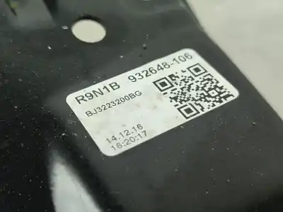 Second-hand car spare part passenger side right window regulator for land rover range rover evoque (l538) 2.0 d 4x4 oem iam references bj3223200bg   Second-hand car spare part passenger side right window regulator for land rover range rover evoque (l538) 2.0 d 4x4 oem iam references bj3223200bg