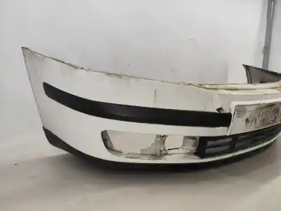 Pièce détachée automobile d'occasion le pare-choc avant pour skoda octavia ii (1z3) 2.0 tdi 16v références oem iam 1z0807221  