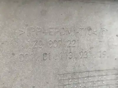 Pièce détachée automobile d'occasion le pare-choc avant pour skoda octavia ii (1z3) 2.0 tdi 16v références oem iam 1z0807221  