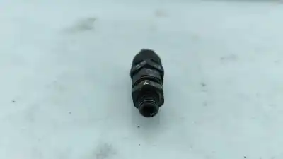 Pezzo di ricambio per auto di seconda mano iniettore per opel corsa b (s93) 1.5 td (f08. f68. m68) riferimenti oem iam 765   Pezzo di ricambio per auto di seconda mano iniettore per opel corsa b (s93) 1.5 td (f08. f68. m68) riferimenti oem iam 765