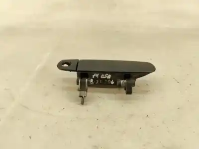 Автозапчастина б/у ліва передня зовнішня ручка для AUDI A3 (8L1) 1.9 TDI Посилання на OEM IAM 4B1837205B   Автозапчастина б/у ліва передня зовнішня ручка для AUDI A3 (8L1) 1.9 TDI Посилання на OEM IAM 4B1837205B