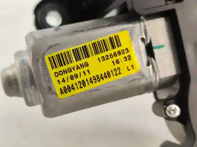 Автозапчастина б/у двигатель заднього склоочисника для opel zafira tourer c (p12) 2.0 cdti (75) посилання на oem iam 13256923  