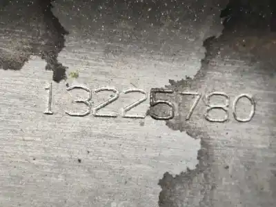 Автозапчасти б/у передняя решетка за opel astra h classic hatchback (a04) 1.7 cdti (l48) ссылки oem iam 13225780  