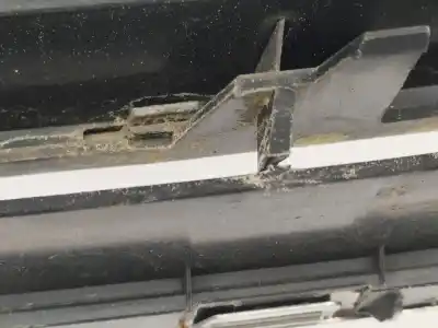 Автозапчасти б/у передняя решетка за opel astra h classic hatchback (a04) 1.7 cdti (l48) ссылки oem iam 13225780  