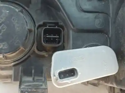 Second-hand car spare part right headlight for kia opirus (gh) 3.5 oem iam references   