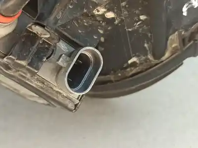 Second-hand car spare part right headlight for kia opirus (gh) 3.5 oem iam references   