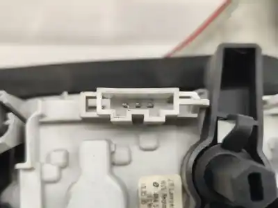 Автозапчастина б/у правий ліхтар в дверях для audi a4 b7 avant (8ed) 2.0 tdi 16v посилання на oem iam 8e9945094  