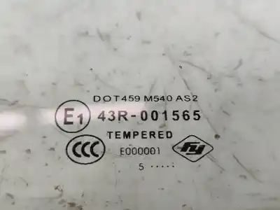 Second-hand car spare part front right door window glass for renault midlum gasóleo 2001 2p oem iam references 43r001565  