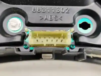 Pezzo di ricambio per auto di seconda mano pannello degli strumenti per opel corsa c (x01) 1.2 (f08, f68) riferimenti oem iam 88311302   Pezzo di ricambio per auto di seconda mano pannello degli strumenti per opel corsa c (x01) 1.2 (f08, f68) riferimenti oem iam 88311302