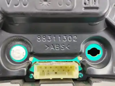 Pezzo di ricambio per auto di seconda mano pannello degli strumenti per opel corsa c (x01) 1.2 (f08, f68) riferimenti oem iam 88311302   Pezzo di ricambio per auto di seconda mano pannello degli strumenti per opel corsa c (x01) 1.2 (f08, f68) riferimenti oem iam 88311302