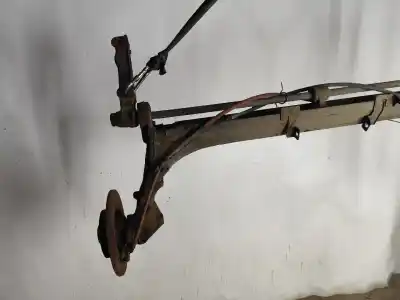 Peça sobressalente para automóvel em segunda mão charrió / suporte de eixo de trás por renault megane scenic (ja0/1_) 1.9 dti (ja0n) referências oem iam   